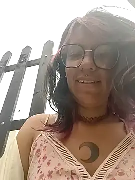 Abby 2-1 online show from 10-23-25, 07:56