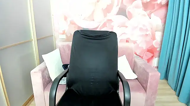 AlinaMoor online show from 02-13-26, 04:19