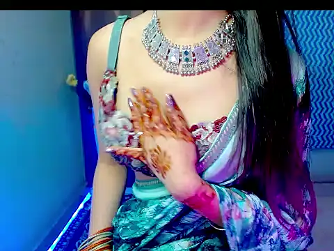 Roiseeee online show from 02-08-26, 05:22