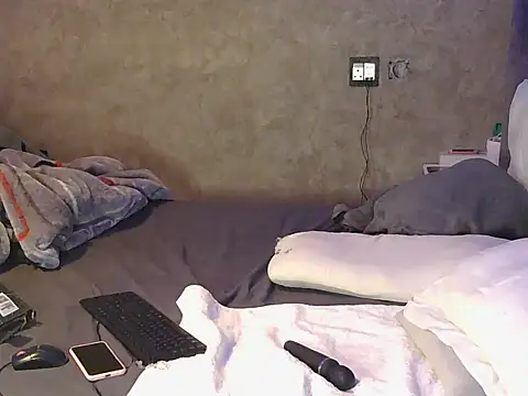 petite queenx online show from 11-10-25, 02:10