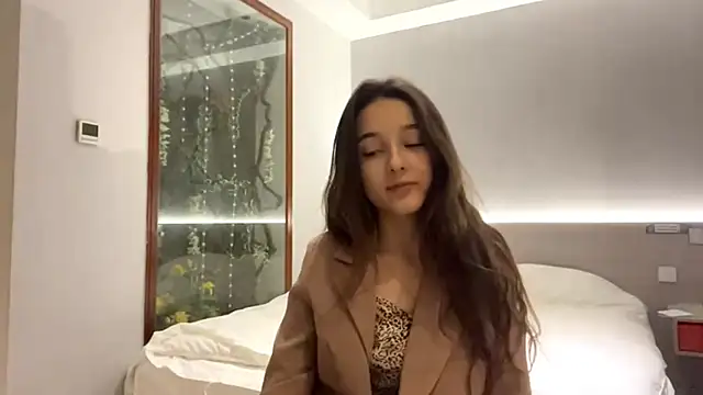 Snapshot of ZaidaKellner chatting on 11-11-25, 07:19 ZaidaKellner online show from 11-11-25, 07:19