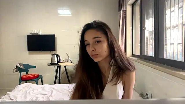 Snapshot of ZaidaKellner chatting on 11-26-25, 07:31 ZaidaKellner online show from 11-26-25, 07:31