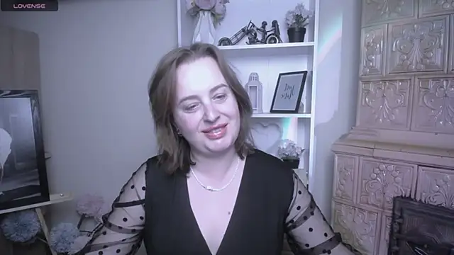 HelenFl online show from 11-07-25, 08:14