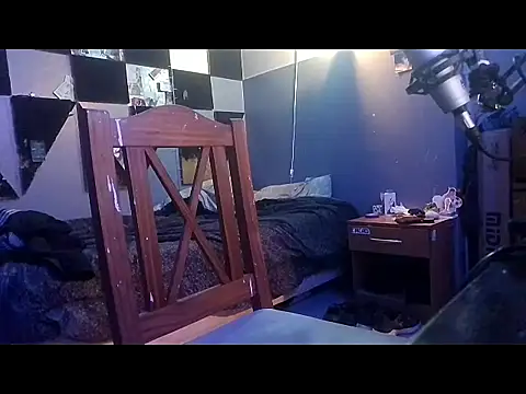 Franhugecum online show from 12-03-25, 05:37