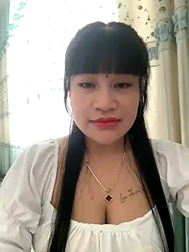 Snapshot of be-xinh2 chatting on 10-09-25, 04:54 be-xinh2 online show from 10-09-25, 04:54