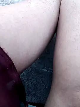 Snapshot of Cr_sonam chatting on 10-18-25, 12:17 Cr sonam online show from 10-18-25, 12:17