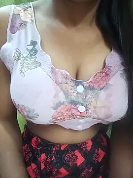 Snapshot of Your_Lali chatting on 11-22-25, 06:40 Your Lali online show from 11-22-25, 06:40