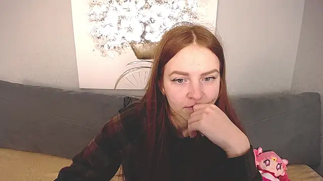 Snapshot of Evarey_ chatting on 11-03-25, 05:20 Evarey online show from 11-03-25, 05:20