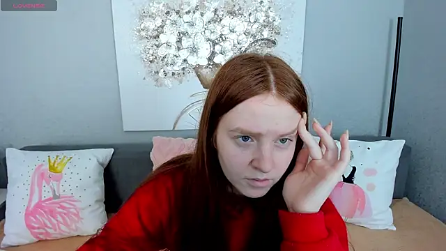 Snapshot of Evarey_ chatting on 11-25-25, 06:13 Evarey online show from 11-25-25, 06:13