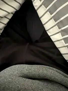 Hitmanforu83 online show from 12-22-25, 01:08