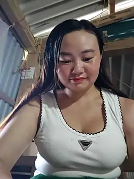 Snapshot of pi-pi-00 chatting on 10-14-25, 04:24 pi-pi-00 online show from 10-14-25, 04:24