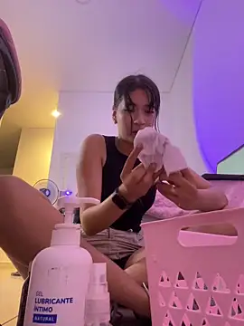 emi star online show from 12-19-25, 11:45