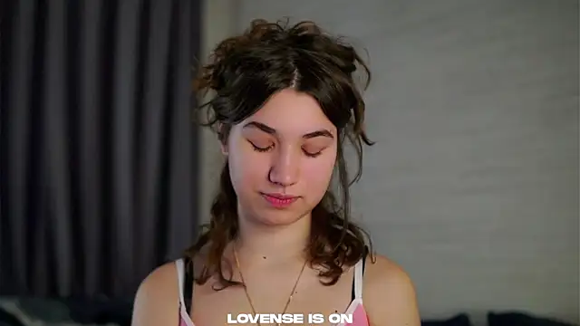 AmmieGerber online show from 11-05-25, 01:49