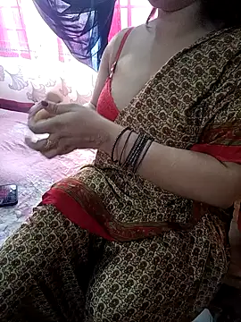 Snapshot of Beauty_Queen_Soniya chatting on 11-13-25, 08:57 Beauty Queen Soniya online show from 11-13-25, 08:57