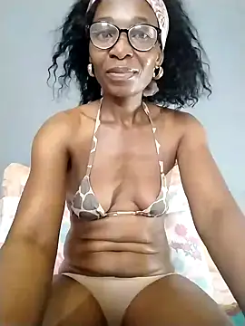 Snapshot of NaughtyCouga chatting on 11-01-25, 05:20 NaughtyCouga online show from 11-01-25, 05:20