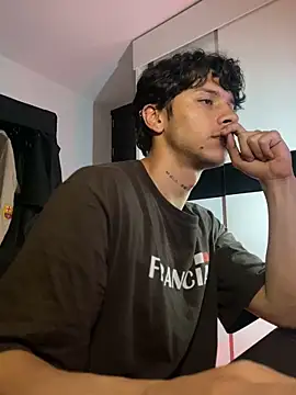 Snapshot of ErosDominant chatting on 11-09-25, 03:16 ErosDominant online show from 11-09-25, 03:16