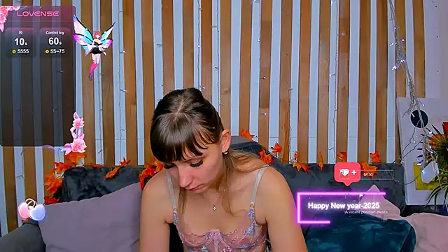 Sophia Elliott online show from 11-14-25, 01:59