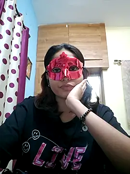 Ishaa Sharmaa online show from 11-04-25, 02:16