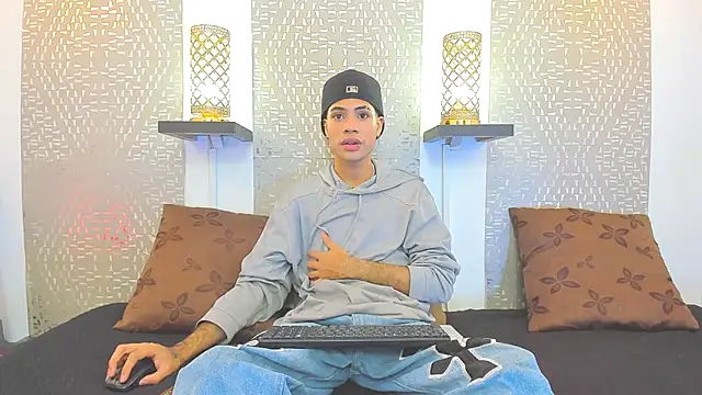 Snapshot of JacobBlackwell_ chatting on 10-18-25, 07:58 JacobBlackwell online show from 10-18-25, 07:58