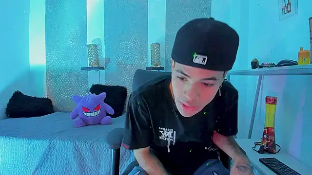 Snapshot of JacobBlackwell_ chatting on 11-01-25, 07:16 JacobBlackwell online show from 11-01-25, 07:16