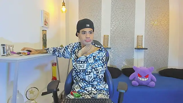 Snapshot of JacobBlackwell_ chatting on 11-14-25, 07:23 JacobBlackwell online show from 11-14-25, 07:23