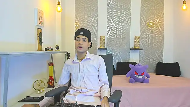 Snapshot of JacobBlackwell_ chatting on 11-17-25, 07:19 JacobBlackwell online show from 11-17-25, 07:19