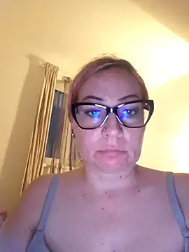 vivonivo online show from 11-20-25, 03:34