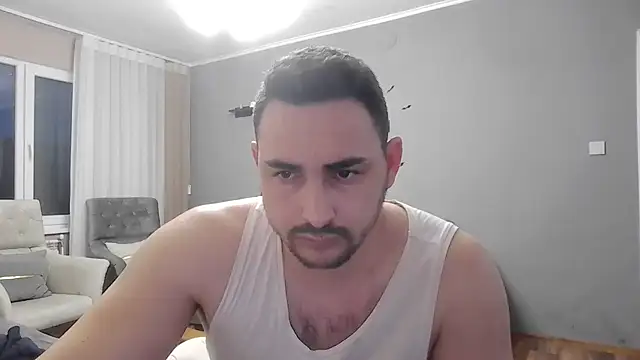 Snapshot of mastermute chatting on 03-20-26, 04:45 mastermute online show from 03-20-26, 04:45