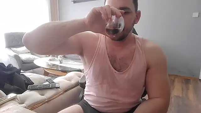 Snapshot of mastermute chatting on 03-26-26, 06:08 mastermute online show from 03-26-26, 06:08