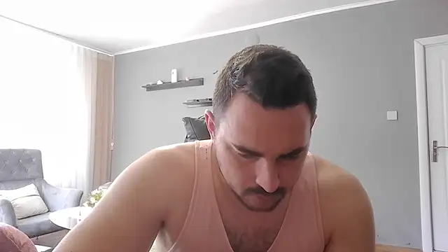 Snapshot of mastermute chatting on 03-27-26, 07:03 mastermute online show from 03-27-26, 07:03