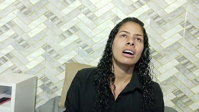 Snapshot of nairobi8 chatting on 10-12-25, 03:44 nairobi8 online show from 10-12-25, 03:44