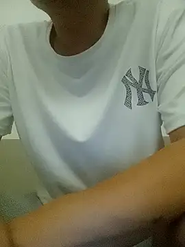 joneslau88 online show from 10-11-25, 03:32