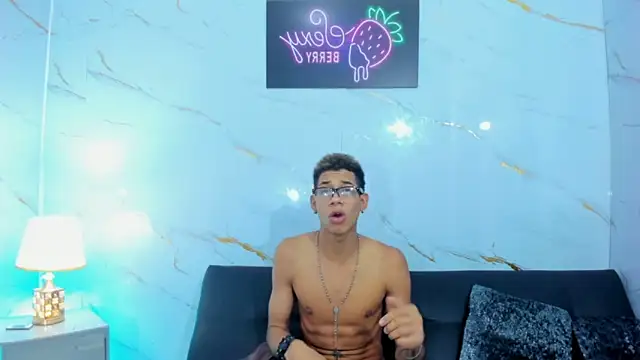 Little nicoll online show from 02-23-26, 11:24