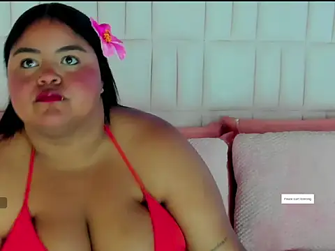 Snapshot of LunaaBlaze chatting on 11-09-25, 12:47 LunaaBlaze online show from 11-09-25, 12:47