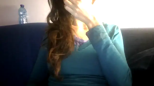 Snapshot of SuperValentina chatting on 10-19-25, 10:32 SuperValentina online show from 10-19-25, 10:32