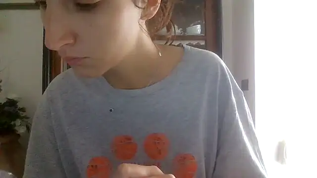 Snapshot of SuperValentina chatting on 10-21-25, 11:33 SuperValentina online show from 10-21-25, 11:33