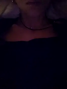 Snapshot of SuperValentina chatting on 02-21-26, 10:33 SuperValentina online show from 02-21-26, 10:33