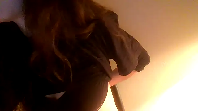 Snapshot of SuperValentina chatting on 03-10-26, 08:47 SuperValentina online show from 03-10-26, 08:47