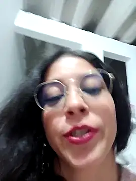 Eloisa smith online show from 10-10-25, 04:33