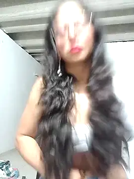 Eloisa smith online show from 10-16-25, 04:13