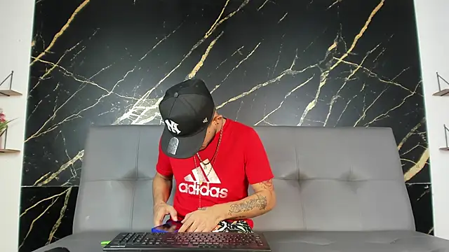 Master King Crazzy777 online show from 11-16-25, 12:33