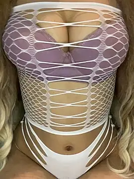 Sexy-Meryam online show from 12-17-25, 02:12