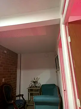 SiaraRealist online show from 11-08-25, 07:56