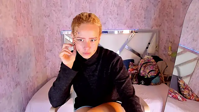 Snapshot of benny_wilson chatting on 10-24-25, 03:47 benny wilson online show from 10-24-25, 03:47