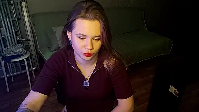 QuiveredFrown online show from 10-27-25, 11:47