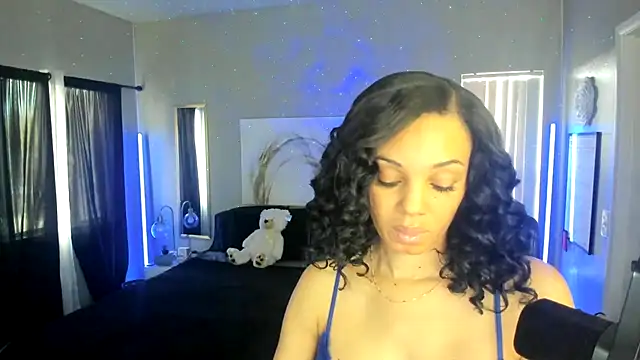 Snapshot of Myonnathegod chatting on 12-14-25, 11:09 Myonnathegod online show from 12-14-25, 11:09