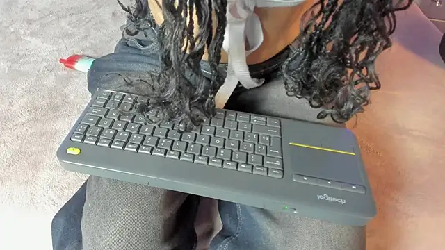 Violeta js online show from 12-22-25, 06:32