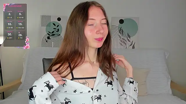 Snapshot of try_love_ chatting on 11-06-25, 08:04 try love online show from 11-06-25, 08:04