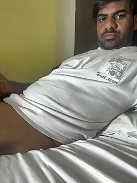 Snapshot of Gay_lala chatting on 10-09-25, 05:38 Gay lala online show from 10-09-25, 05:38