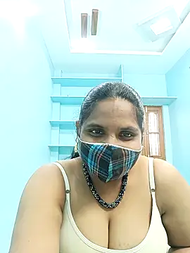 Snapshot of kajal-kajal1 chatting on 10-22-25, 06:35 kajal-kajal1 online show from 10-22-25, 06:35